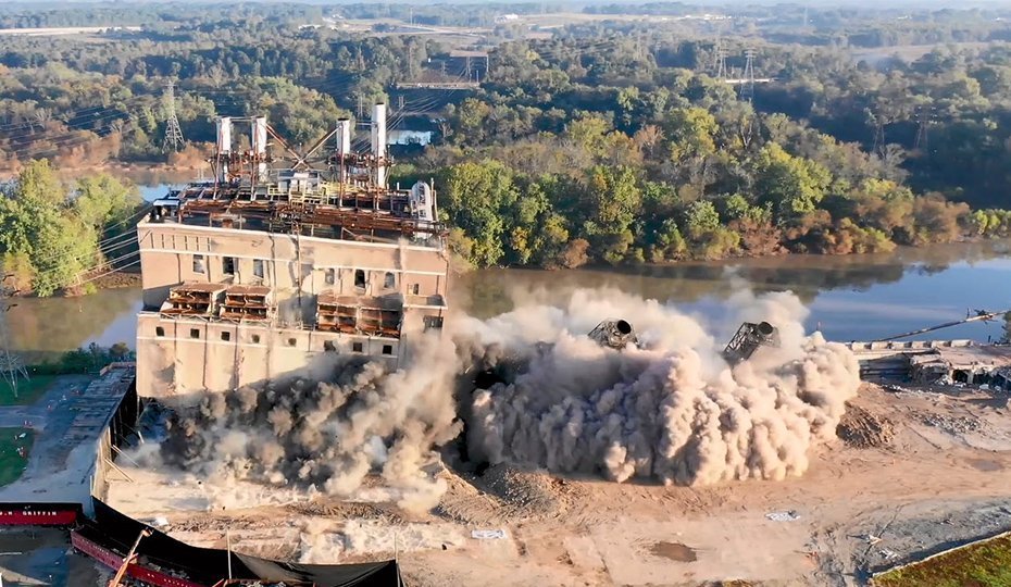 North Carolina Power Plant Demolition time lapse image
