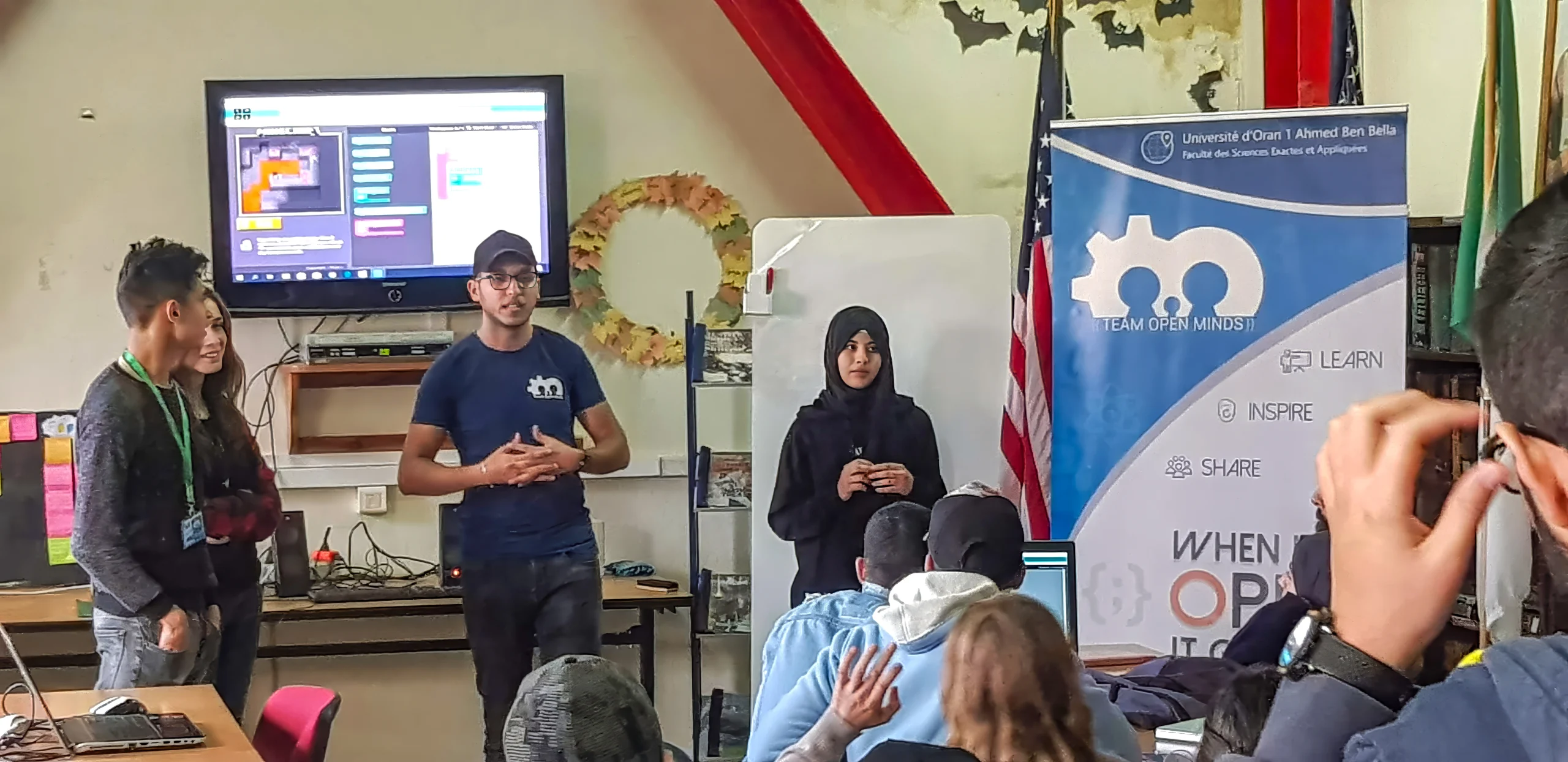 Oussama Bonnor - Evercam 3D Team Lead with Team open mind demonstrating the use construction software like 3d bim models